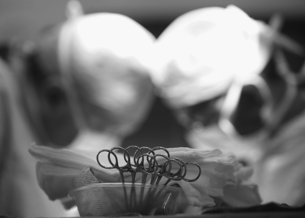 1964: First human-chimpanzee heart transplant